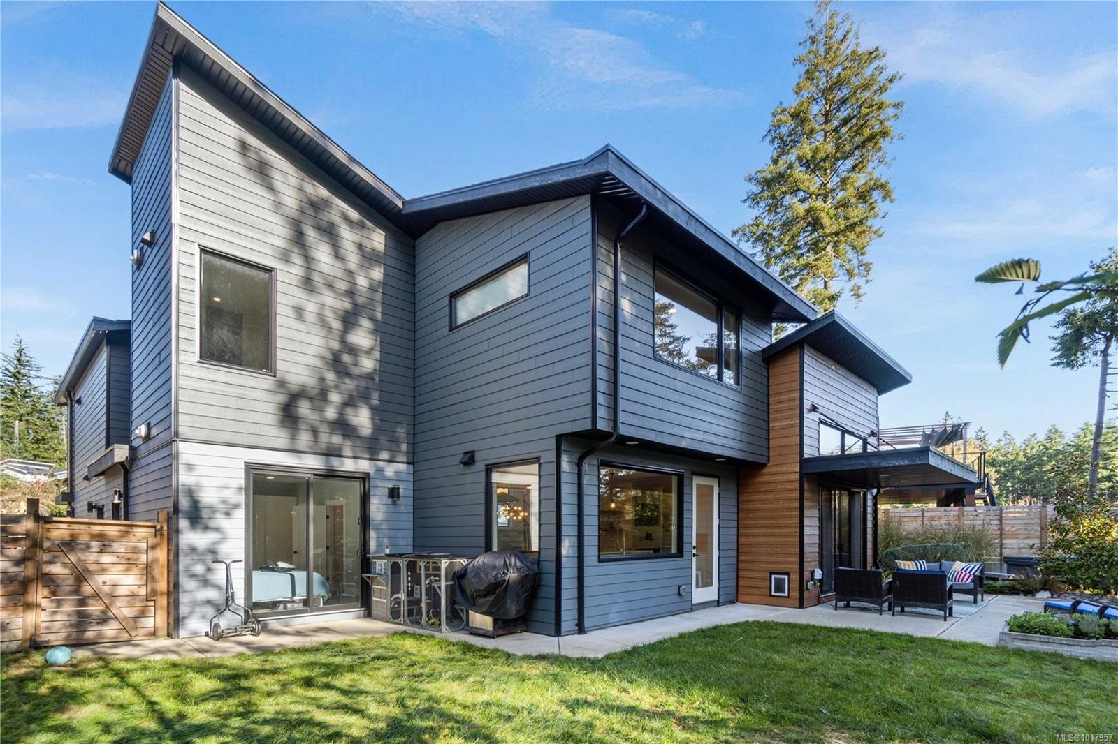 210 Crestline Terr, Nanaimo, BC