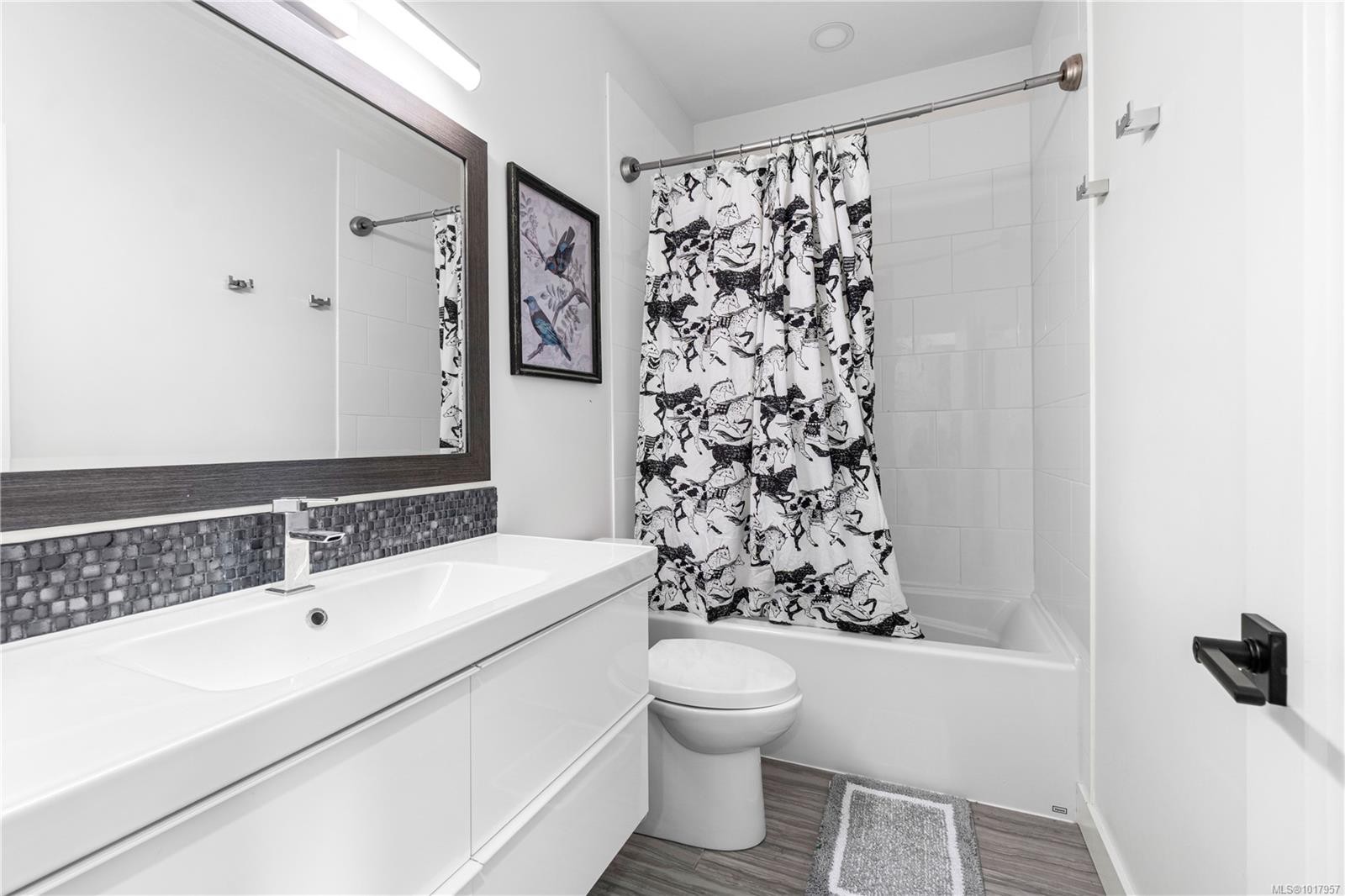 210 Crestline Terr, Nanaimo, BC