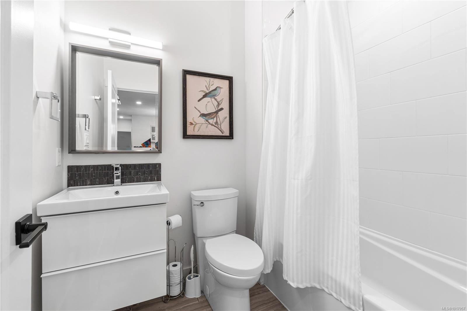 210 Crestline Terr, Nanaimo, BC