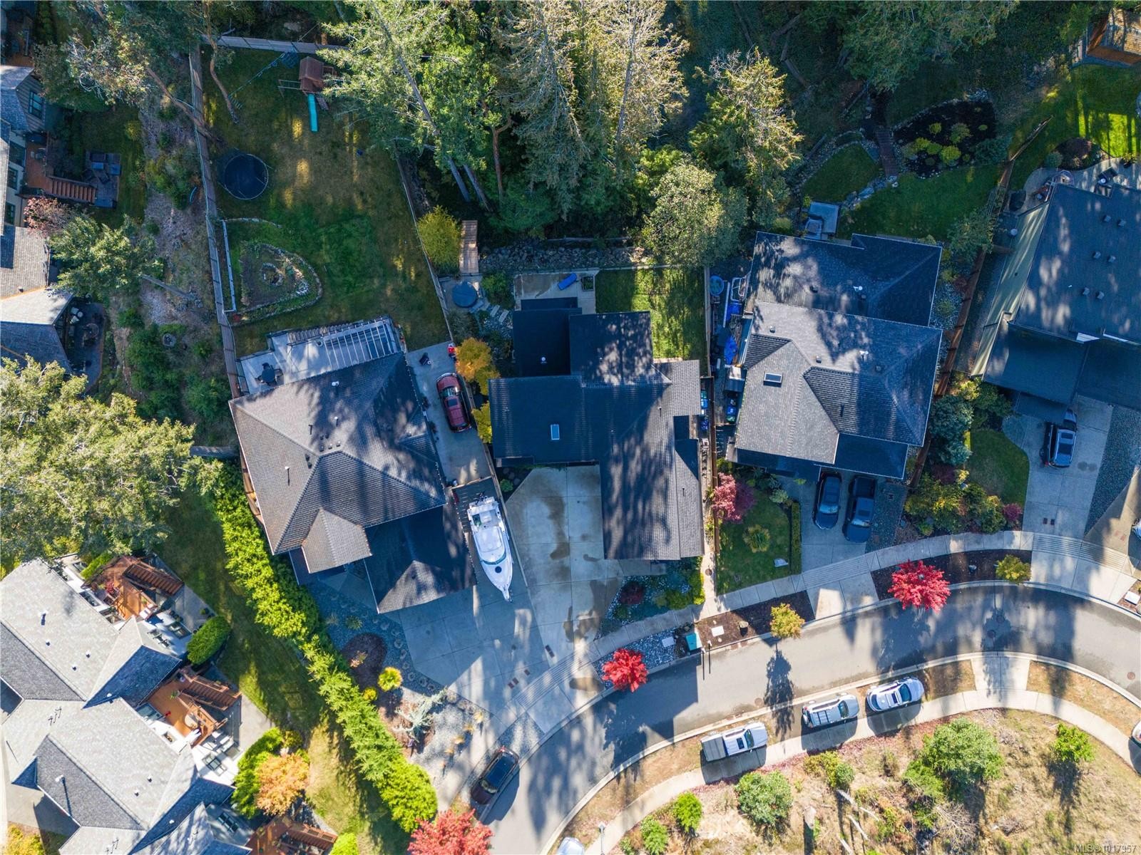 210 Crestline Terr, Nanaimo, BC