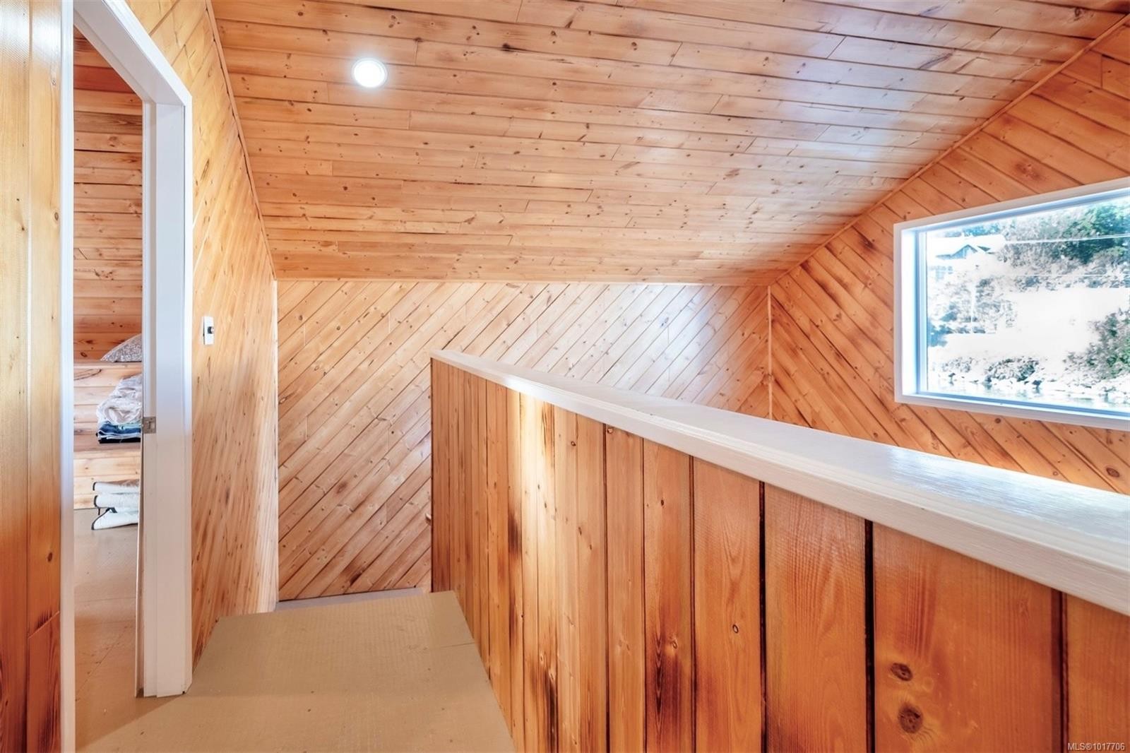 630 Campbell St, Tofino, BC