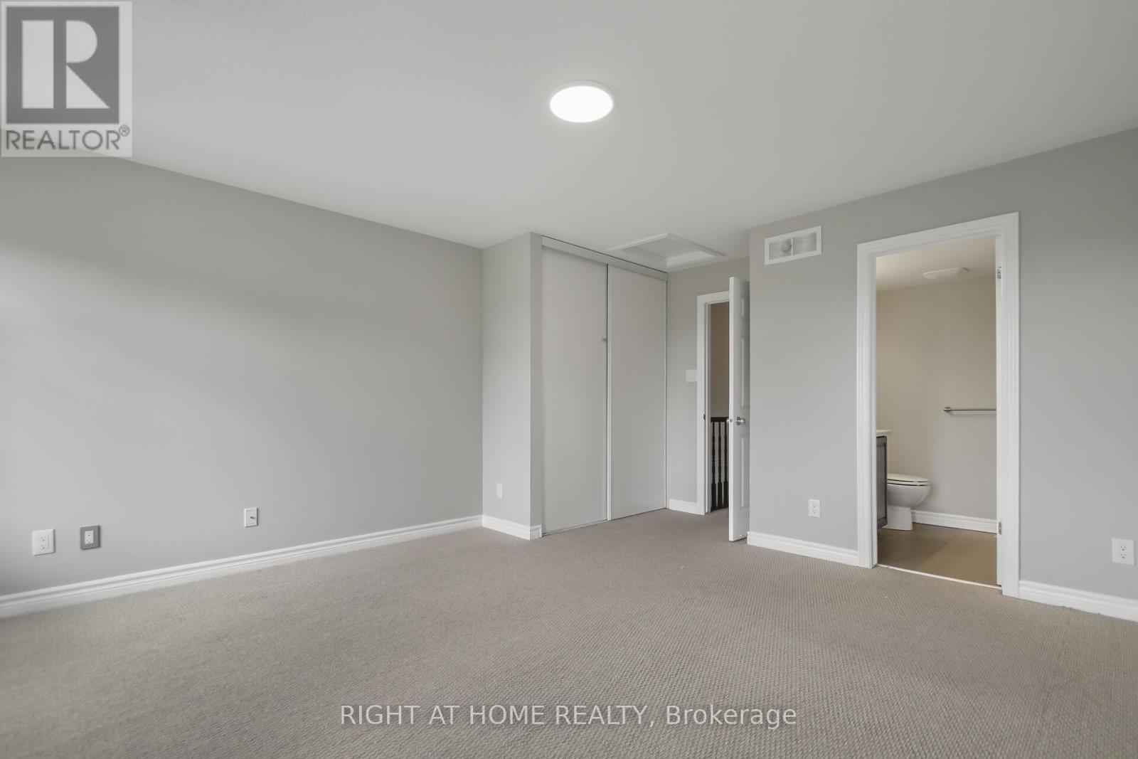 B - 1120 Klondike Road, Ottawa, ON - Indoor Photo Showing Other Room