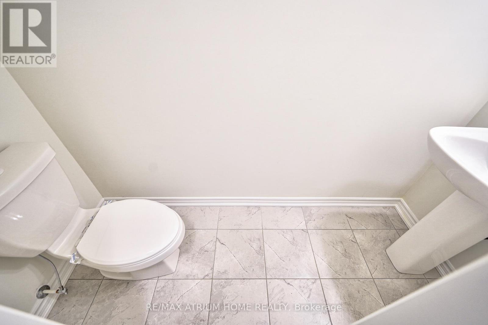 4 Thomas Frisby Jr. Crescent, Markham, ON - Indoor Photo Showing Bathroom