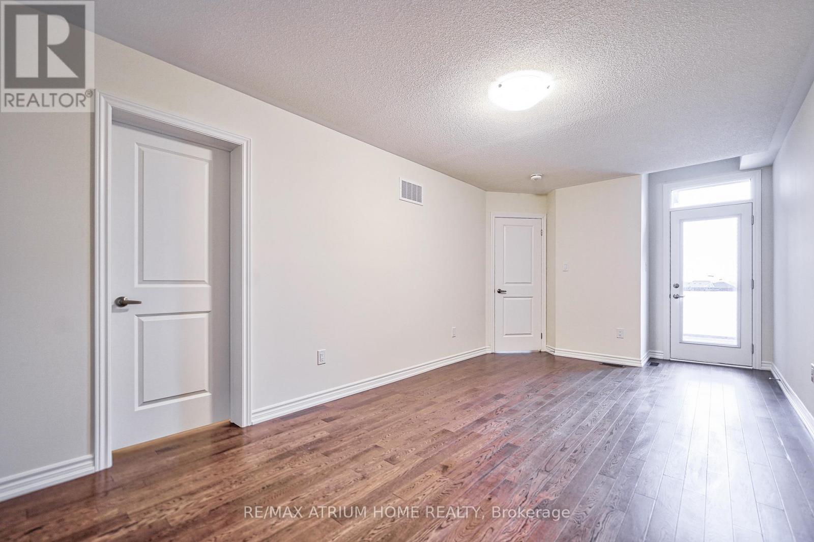 4 Thomas Frisby Jr. Crescent, Markham, ON - Indoor Photo Showing Other Room