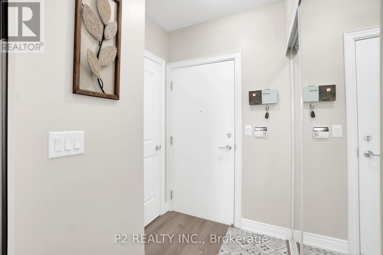 1002 - 16 Brookers Lane E, Toronto, ON - Indoor Photo Showing Other Room