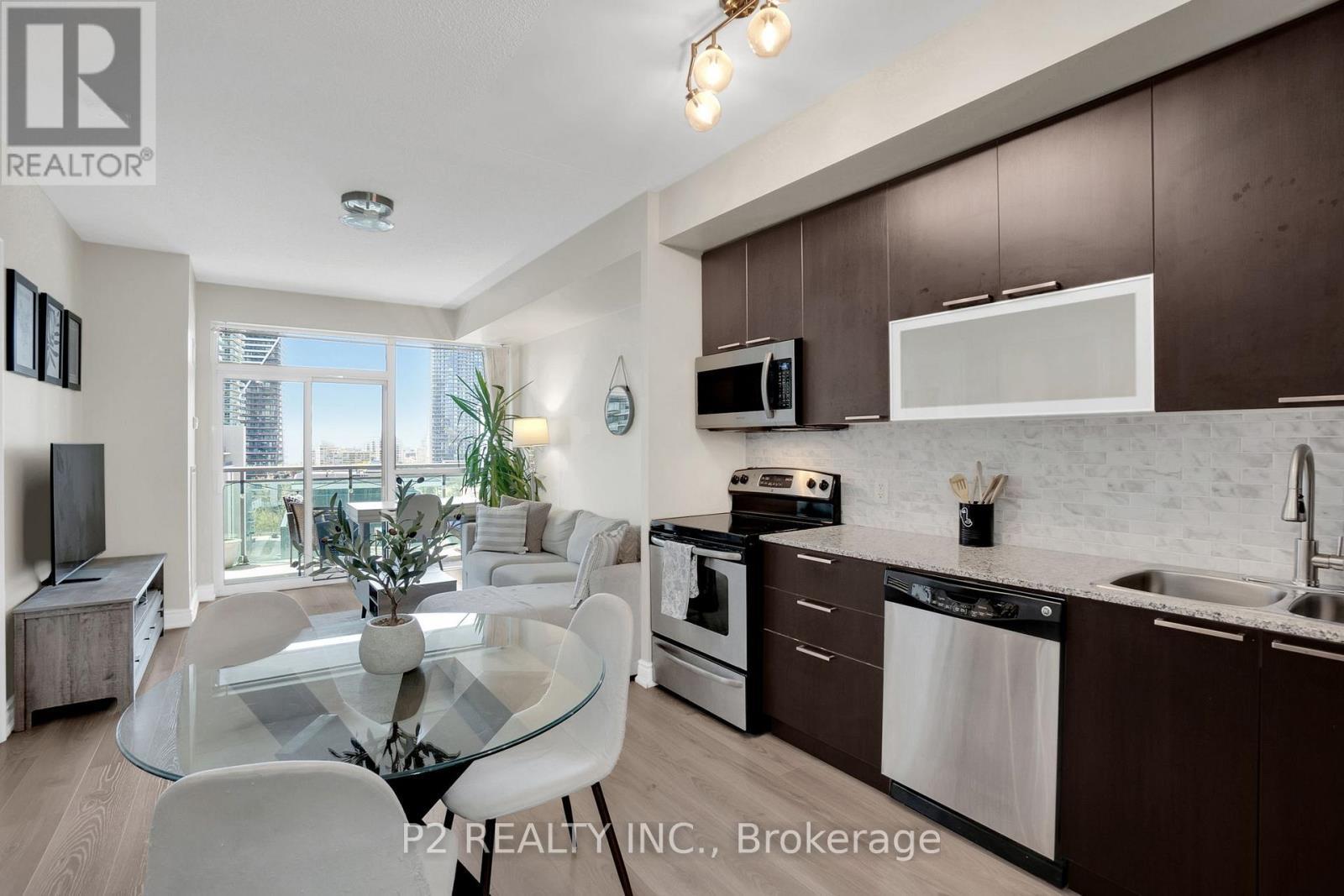 1002 - 16 Brookers Lane E, Toronto, ON - Indoor