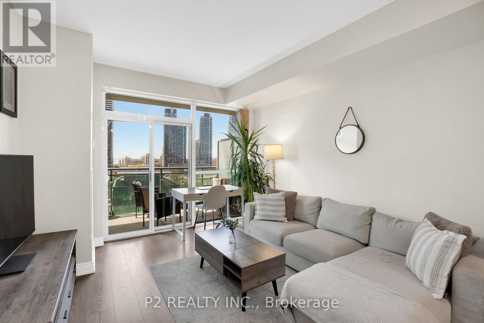 1002 - 16 Brookers Lane E, Toronto, ON - Indoor Photo Showing Living Room