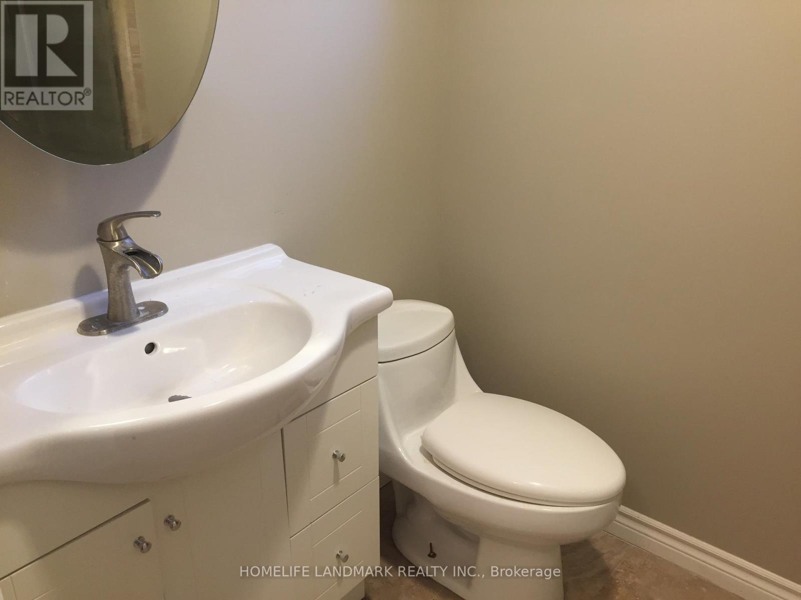 Lower - 2770 Quill Crescent, Mississauga, ON - Indoor Photo Showing Bathroom