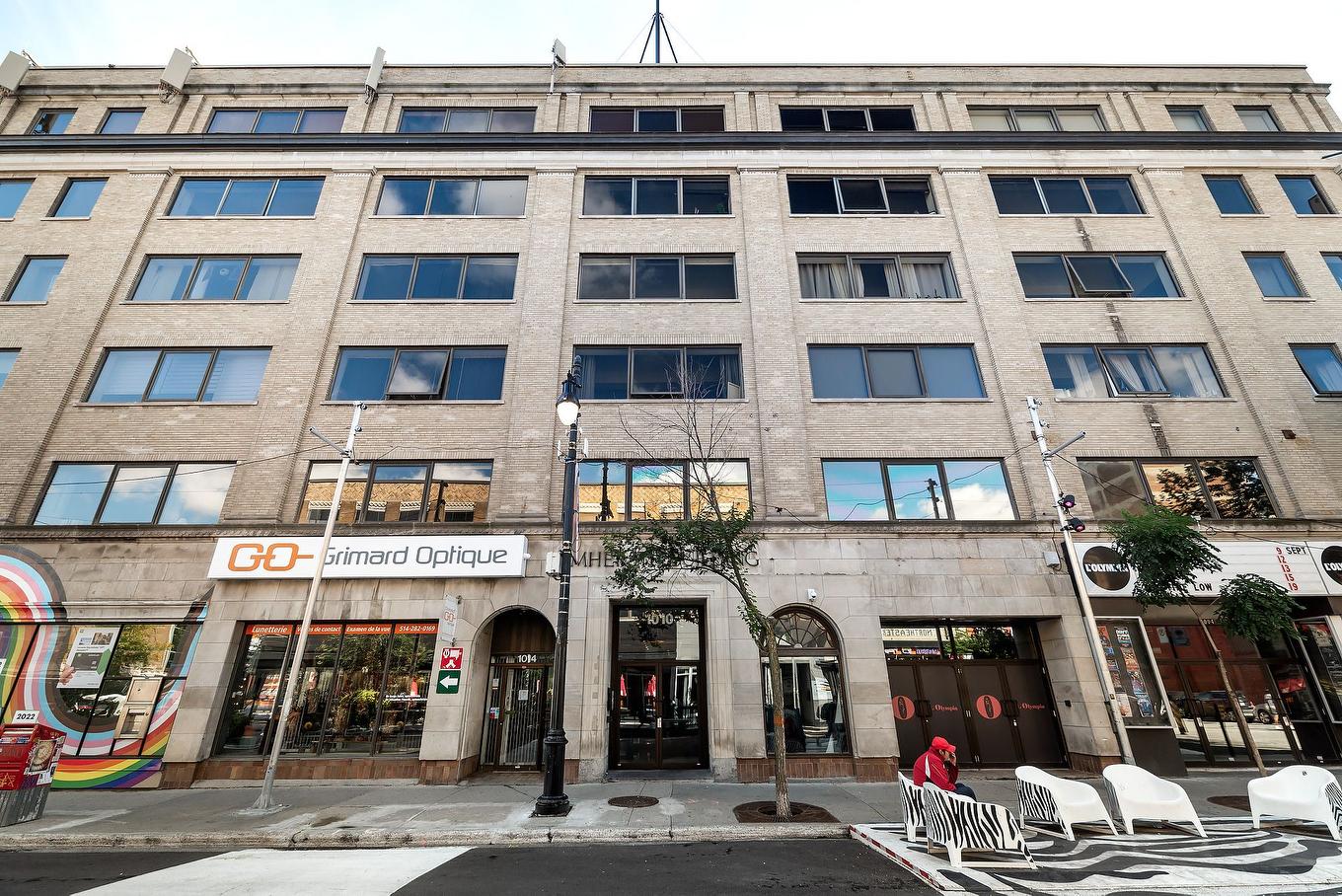 Exterior entrance - 312-1010 Rue Ste-Catherine E., Montréal (Ville-Marie), QC - Outdoor With Facade