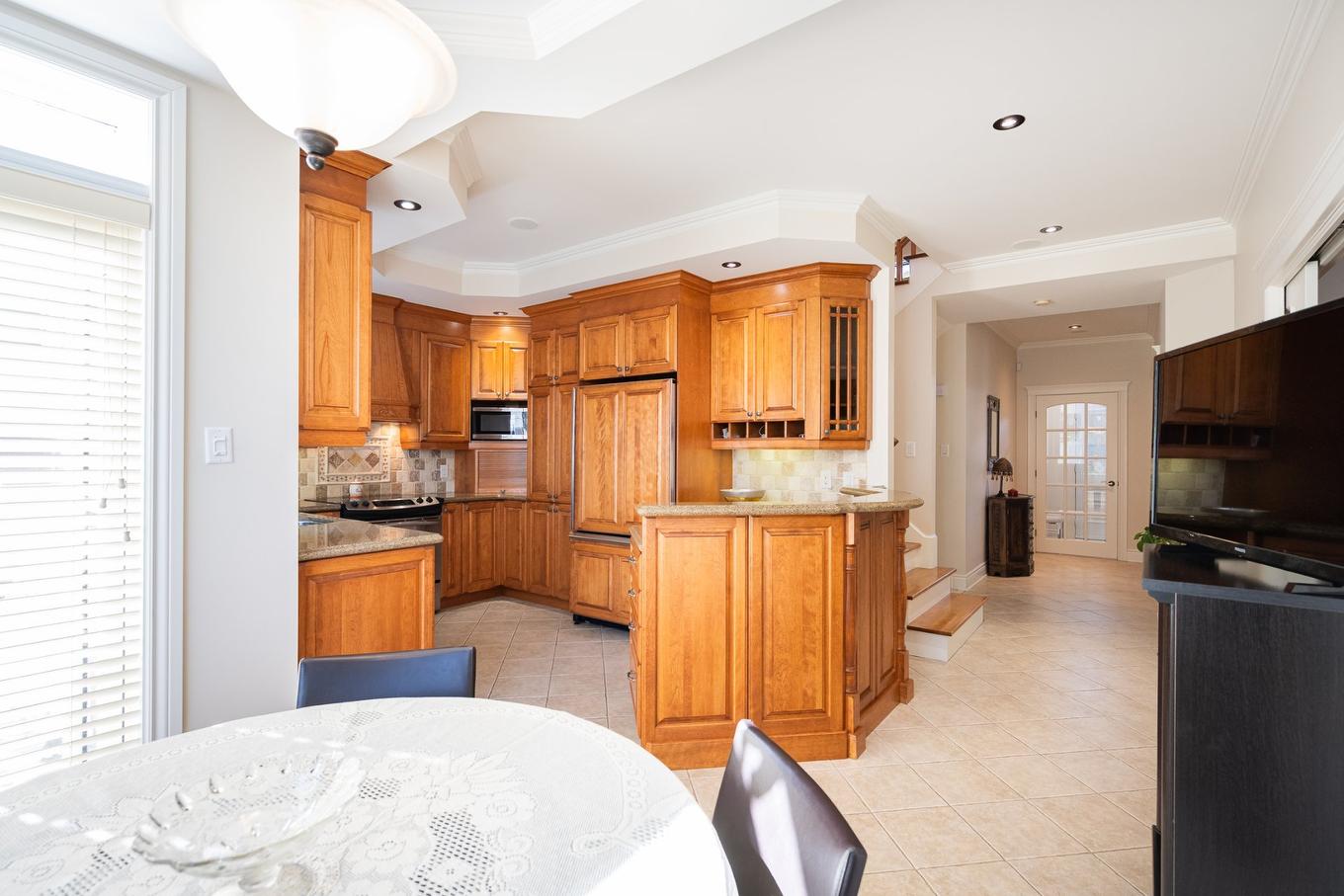 Interior - 4402 Rue Martin-Plouffe, Laval (Chomedey), QC - Indoor Photo Showing Kitchen