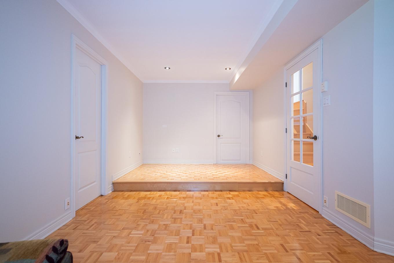 Basement - 4402 Rue Martin-Plouffe, Laval (Chomedey), QC - Indoor Photo Showing Other Room