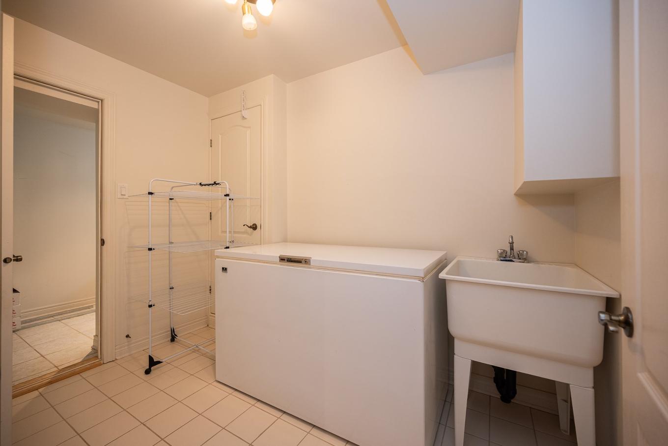 Storage - 4402 Rue Martin-Plouffe, Laval (Chomedey), QC - Indoor Photo Showing Laundry Room