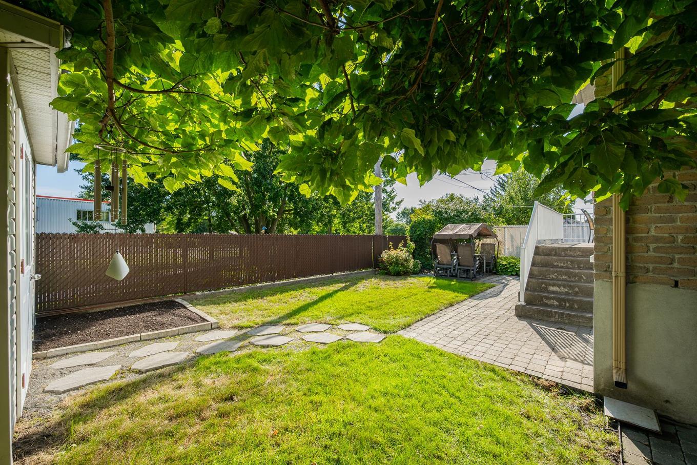 Backyard - 4402 Rue Martin-Plouffe, Laval (Chomedey), QC - Outdoor