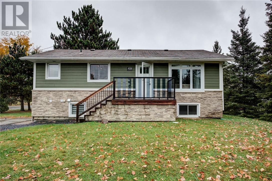 4038 Velma Street, Val Caron, ON - Outdoor