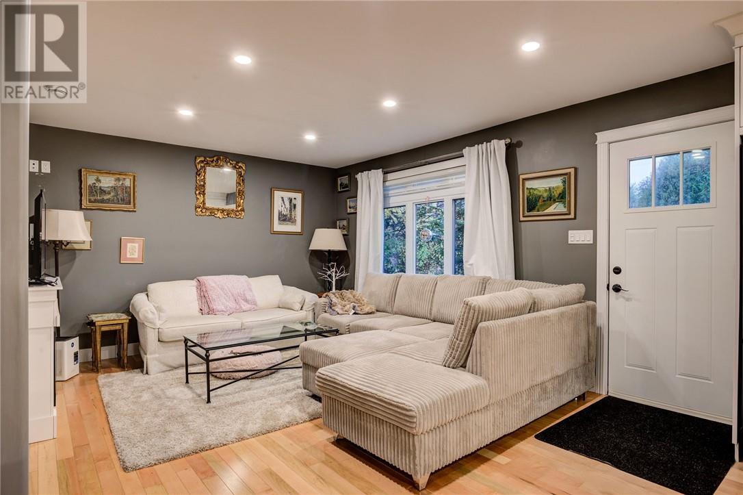 4038 Velma Street, Val Caron, ON - Indoor