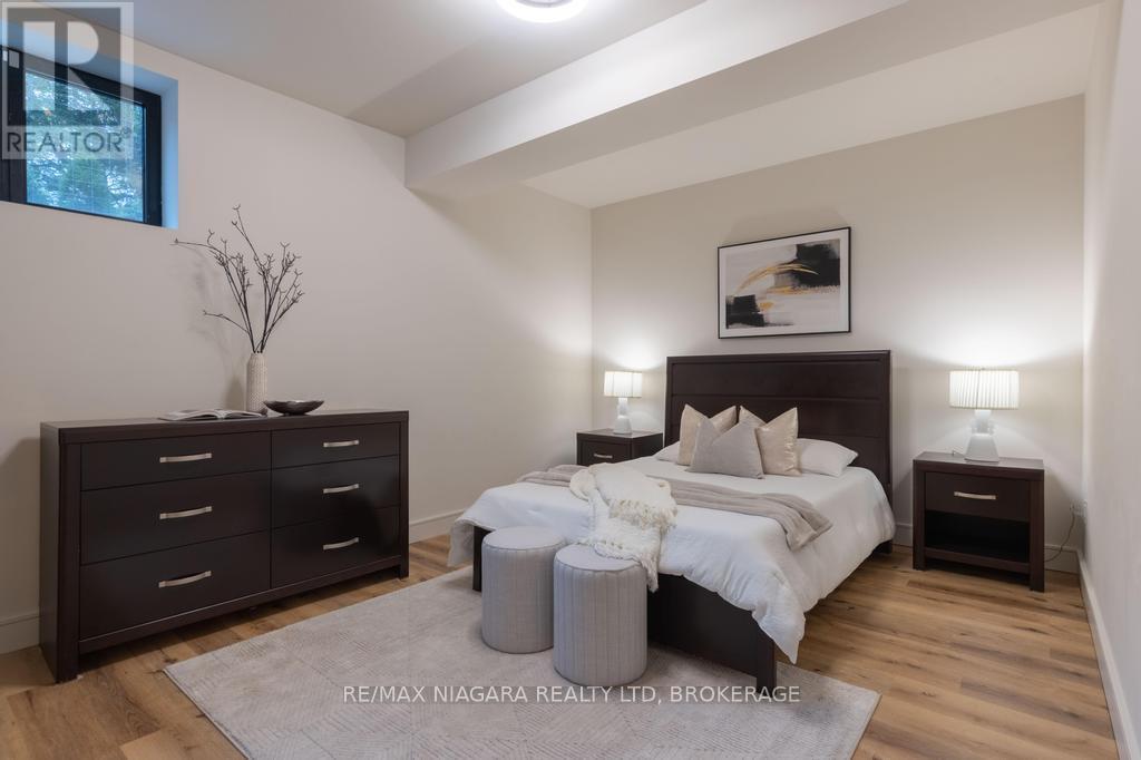 2005 York Road, Niagara-On-The-Lake (Queenston), ON - Indoor Photo Showing Bedroom