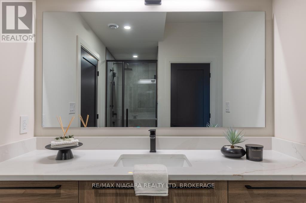 2005 York Road, Niagara-On-The-Lake (Queenston), ON - Indoor Photo Showing Bathroom