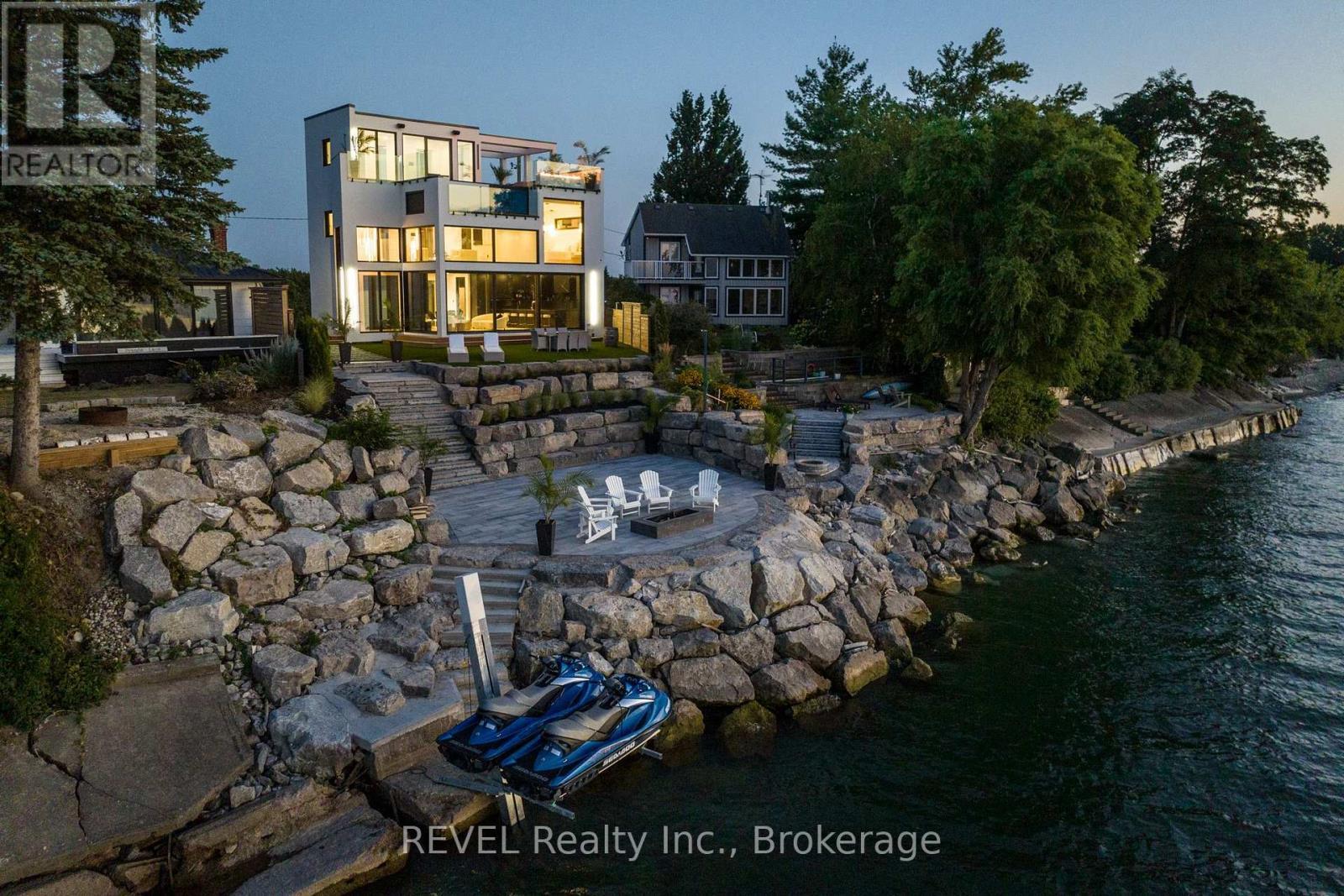 6 Firelane 11A Street, Niagara-On-The-Lake (Lakeshore), ON - Outdoor With Deck Patio Veranda