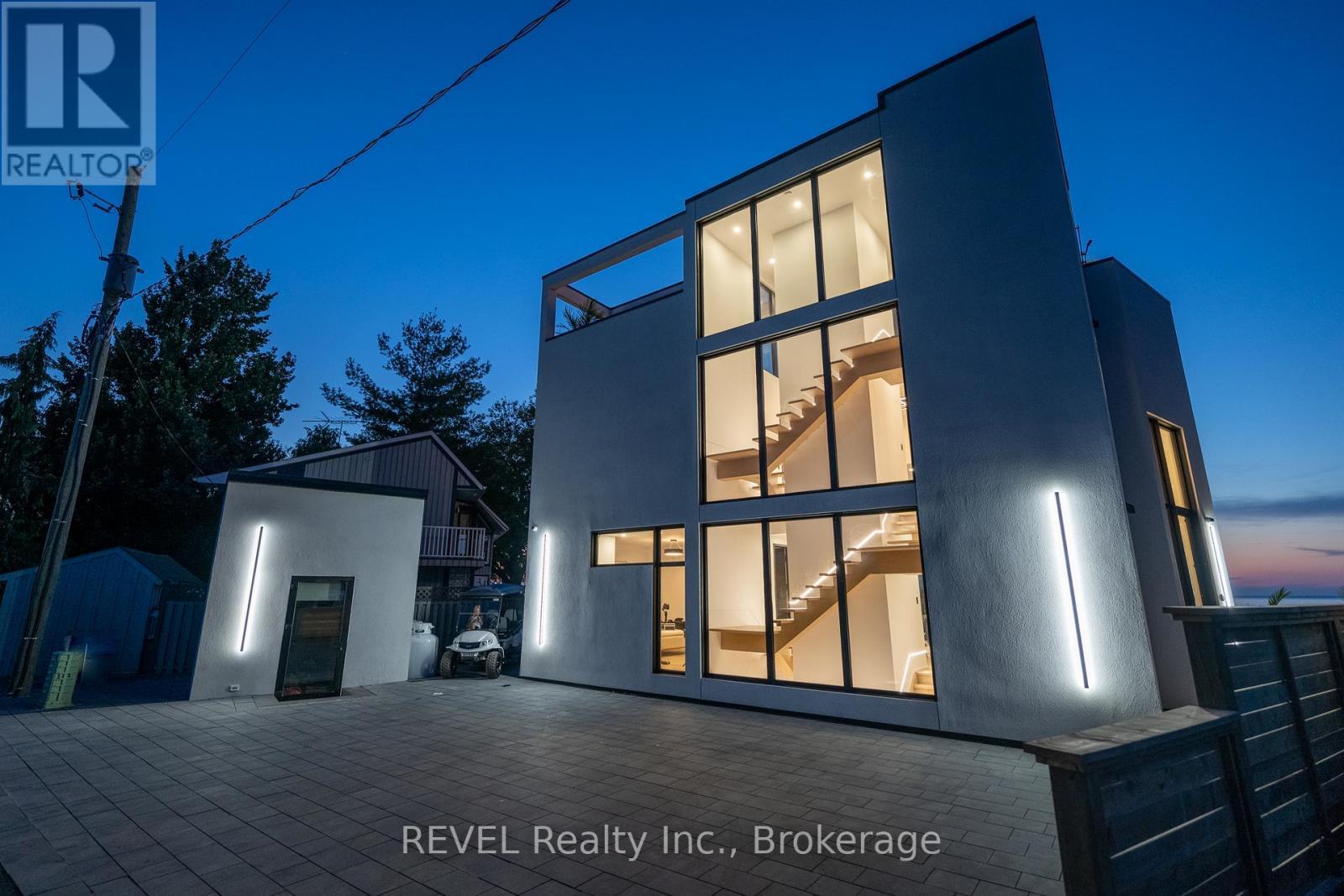 6 Firelane 11A Street, Niagara-On-The-Lake (Lakeshore), ON - Outdoor With Exterior