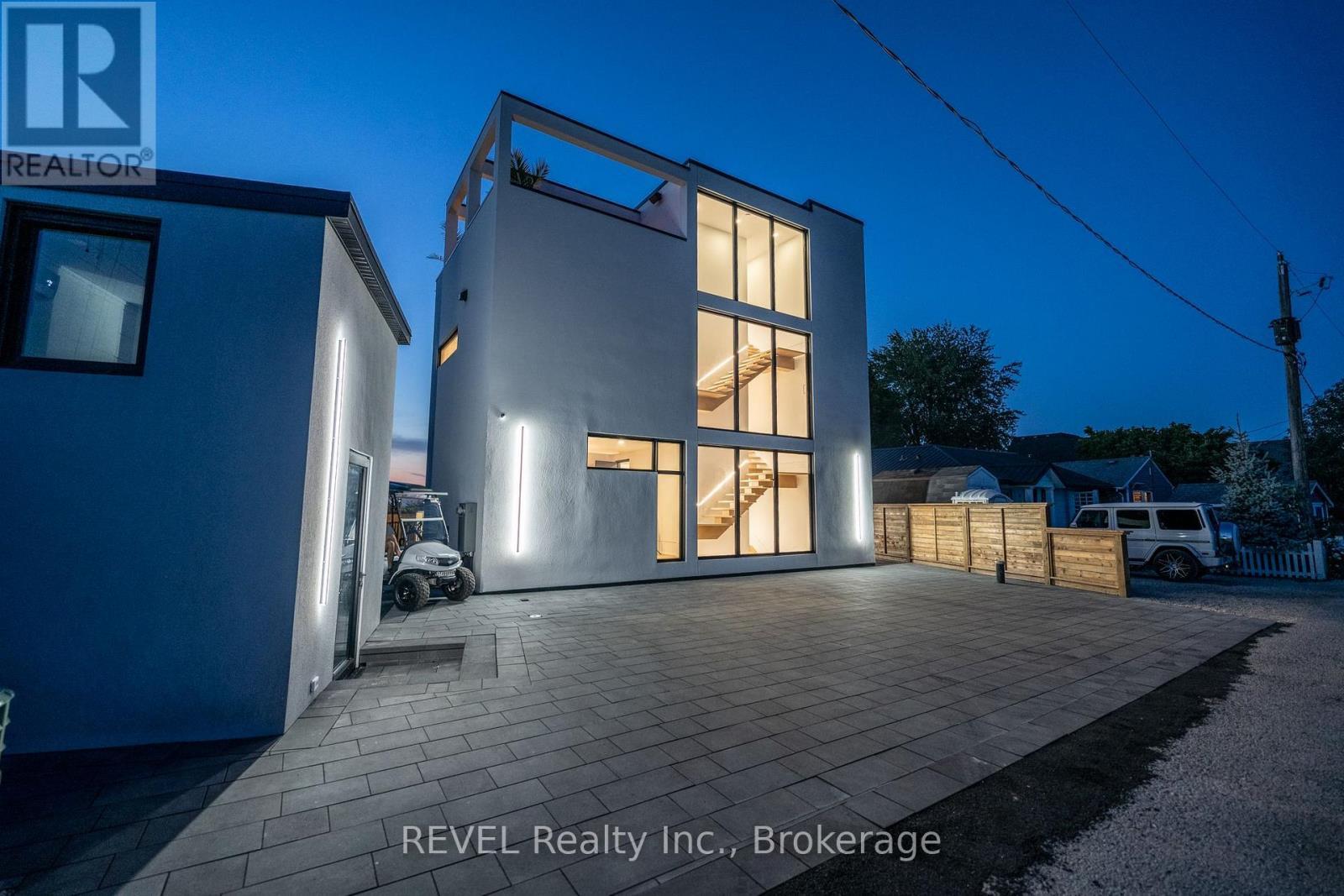 6 Firelane 11A Street, Niagara-On-The-Lake (Lakeshore), ON - Outdoor