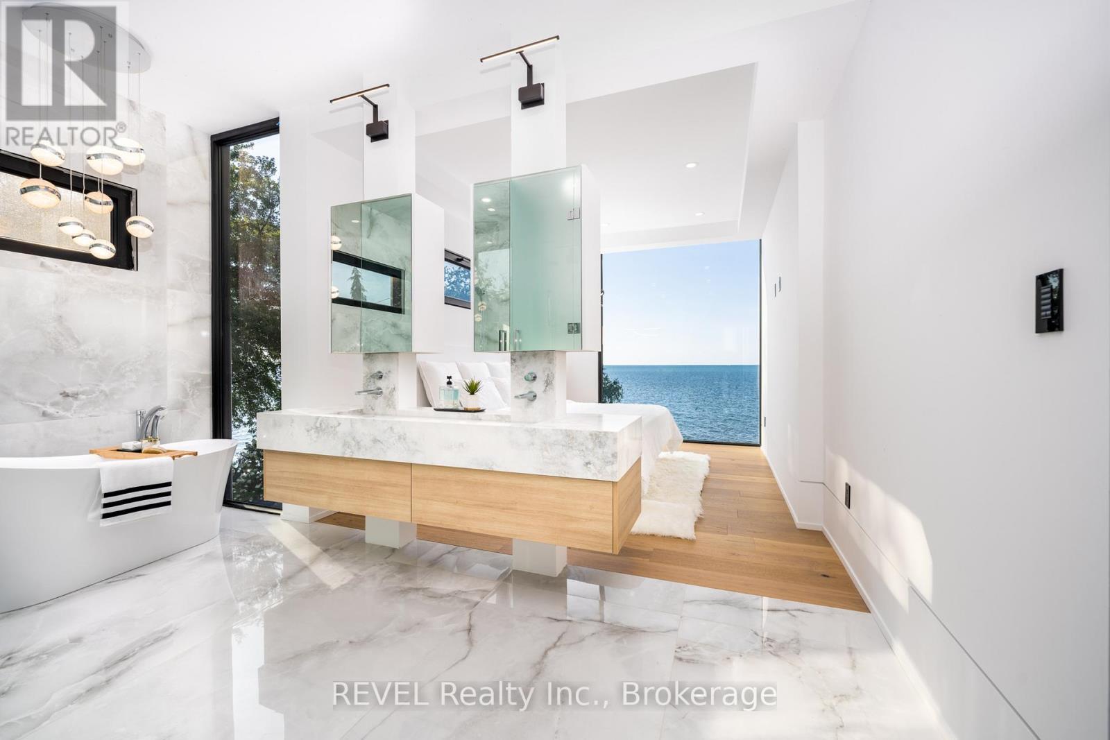 6 Firelane 11A Street, Niagara-On-The-Lake (Lakeshore), ON - Photo Showing Bathroom