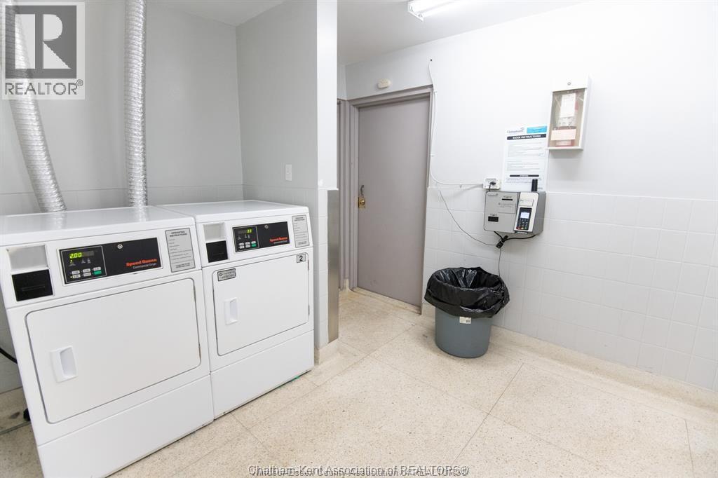 63 Baldoon Road Unit# 206, Chatham, ON - Indoor Photo Showing Laundry Room