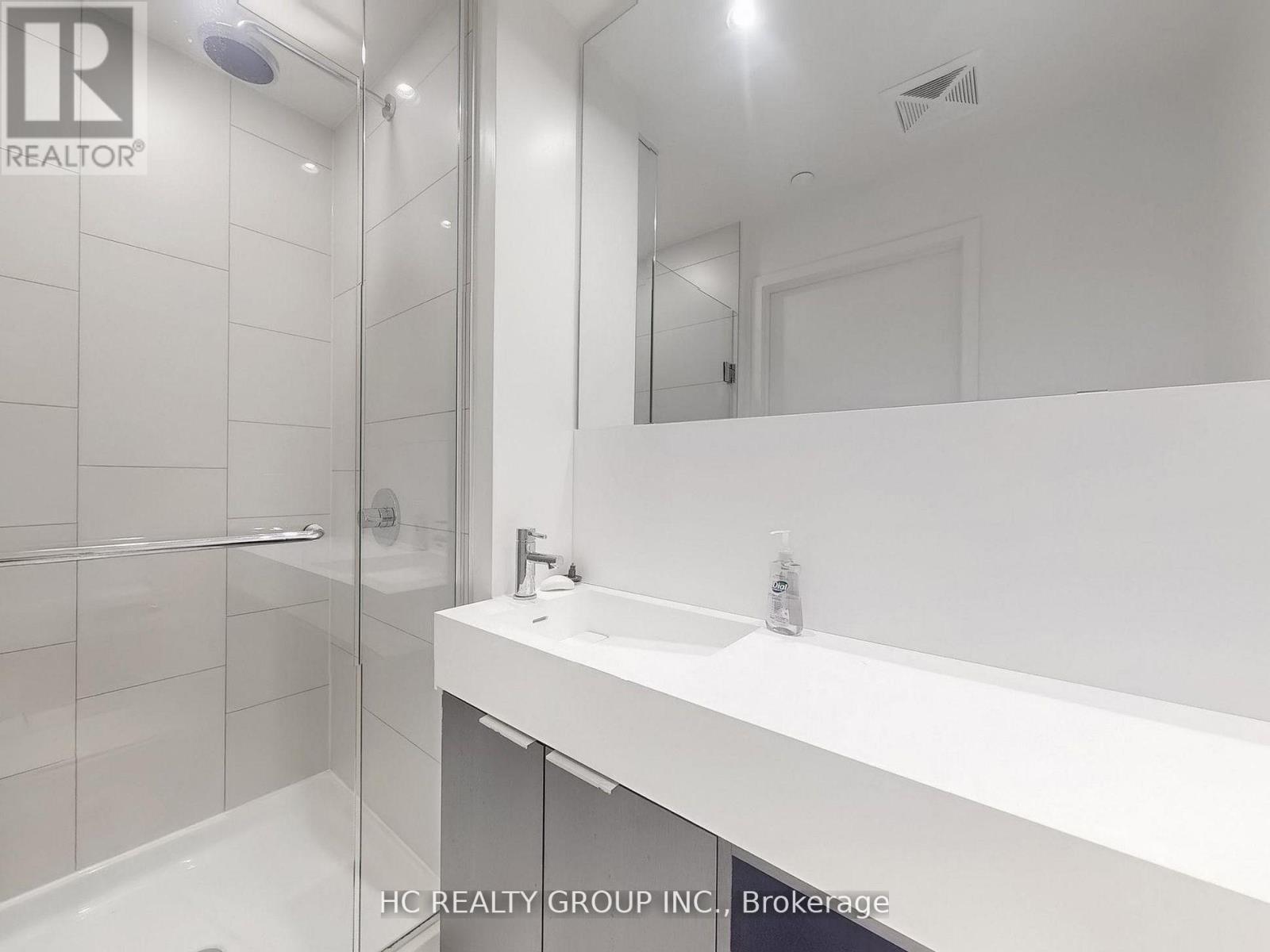 1303 - 15 Lower Jarvis Street, Toronto, ON - Indoor Photo Showing Bathroom