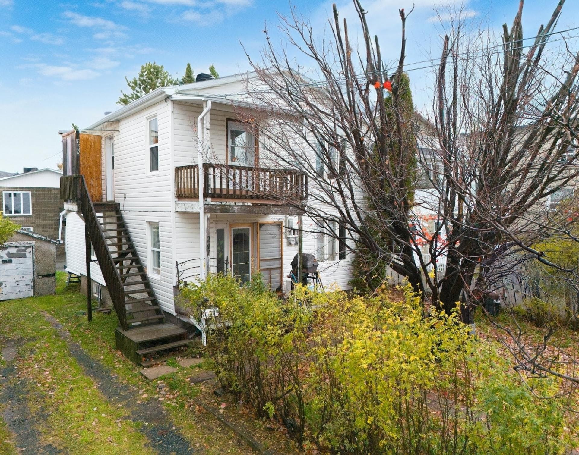 Front of Structure - 241 - 243 Rue Cardinal-Bégin E., Rouyn-Noranda, QC - Outdoor