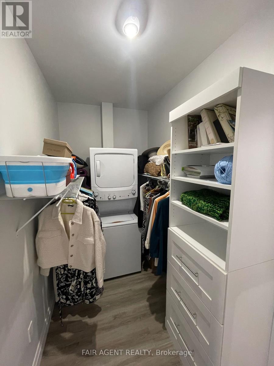 2 - 255 Albert Street, Huron East (Brussels), ON - Indoor Photo Showing Laundry Room