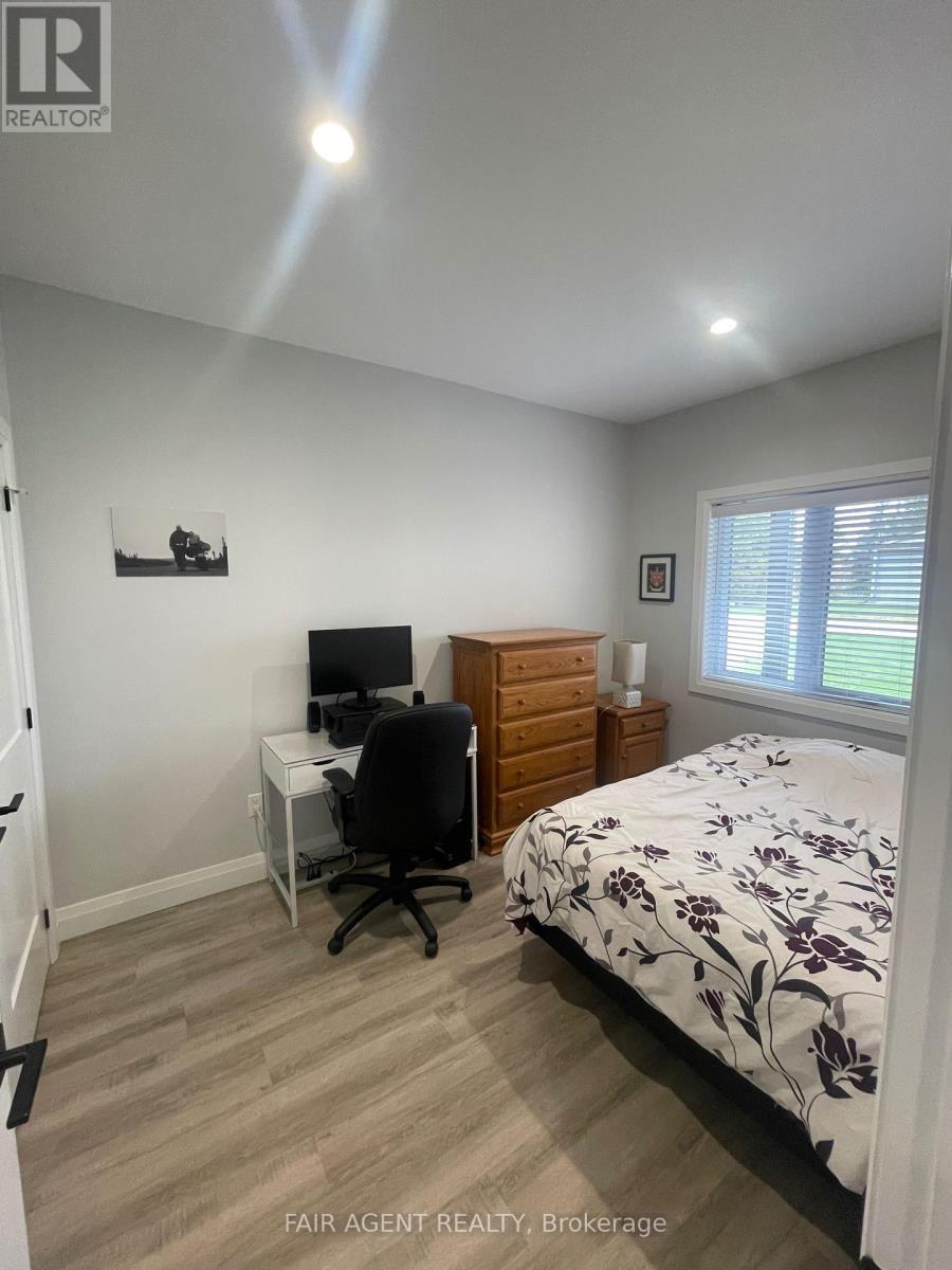 2 - 255 Albert Street, Huron East (Brussels), ON - Indoor Photo Showing Bedroom