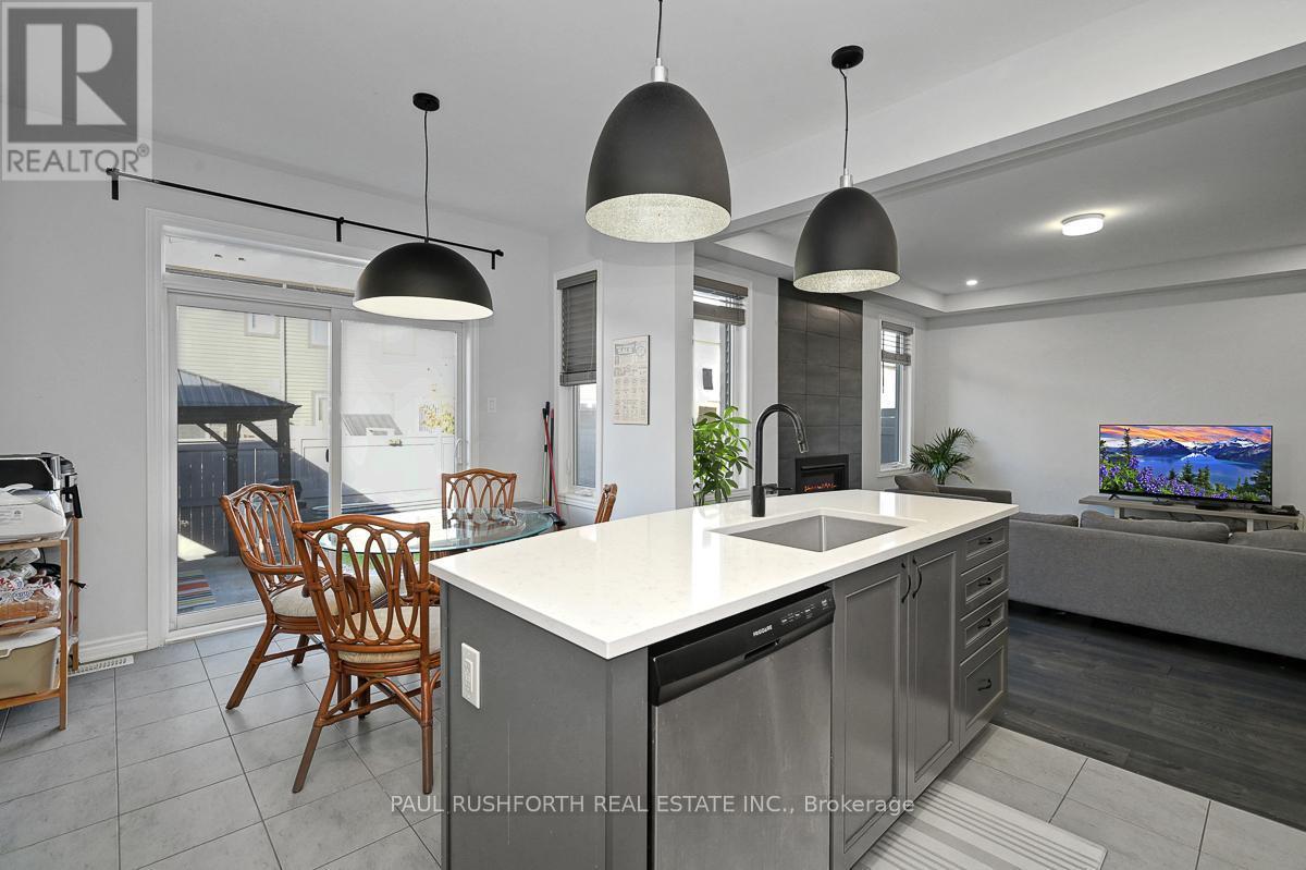 Kitchen - 45 Mudminnow Crescent, Ottawa, ON - Indoor