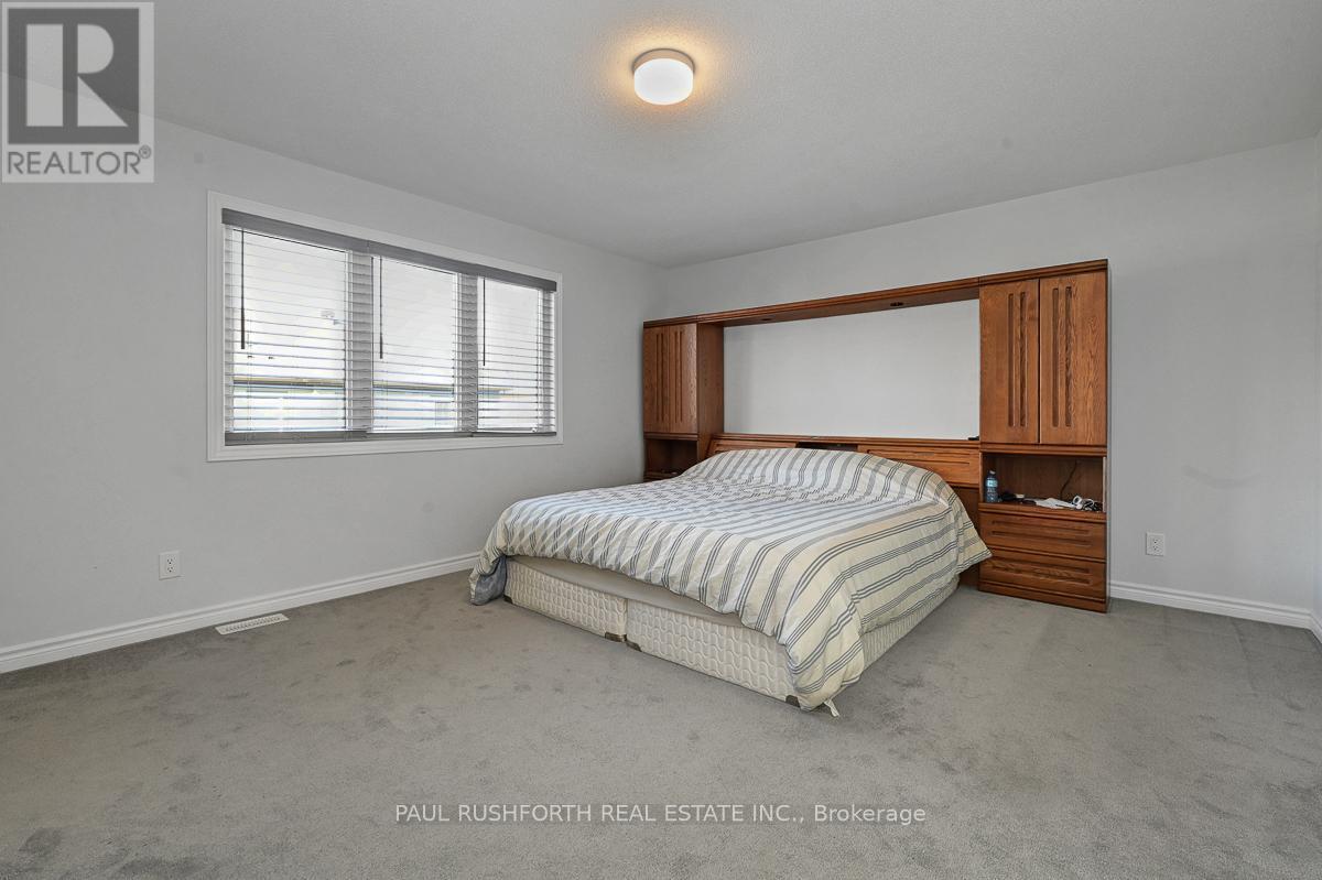 Primary Bedroom - 45 Mudminnow Crescent, Ottawa, ON - Indoor Photo Showing Bedroom