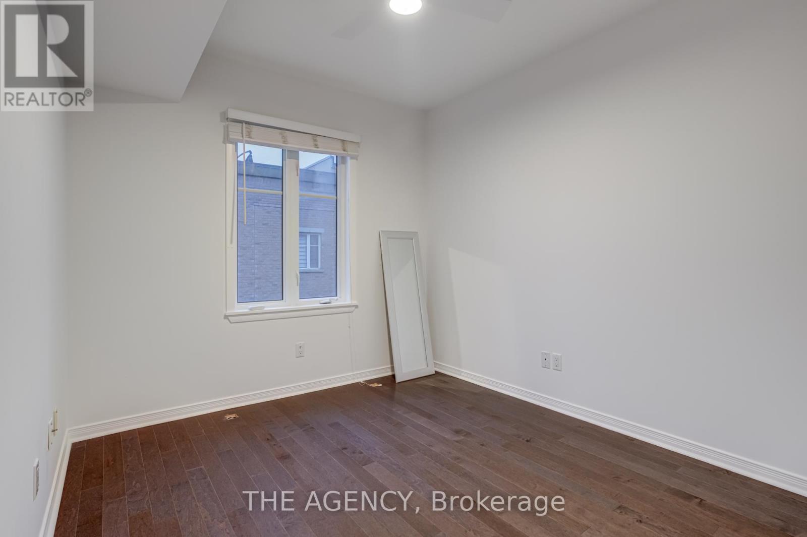 1039 - 54 East Liberty Street, Toronto, ON - Indoor Photo Showing Other Room