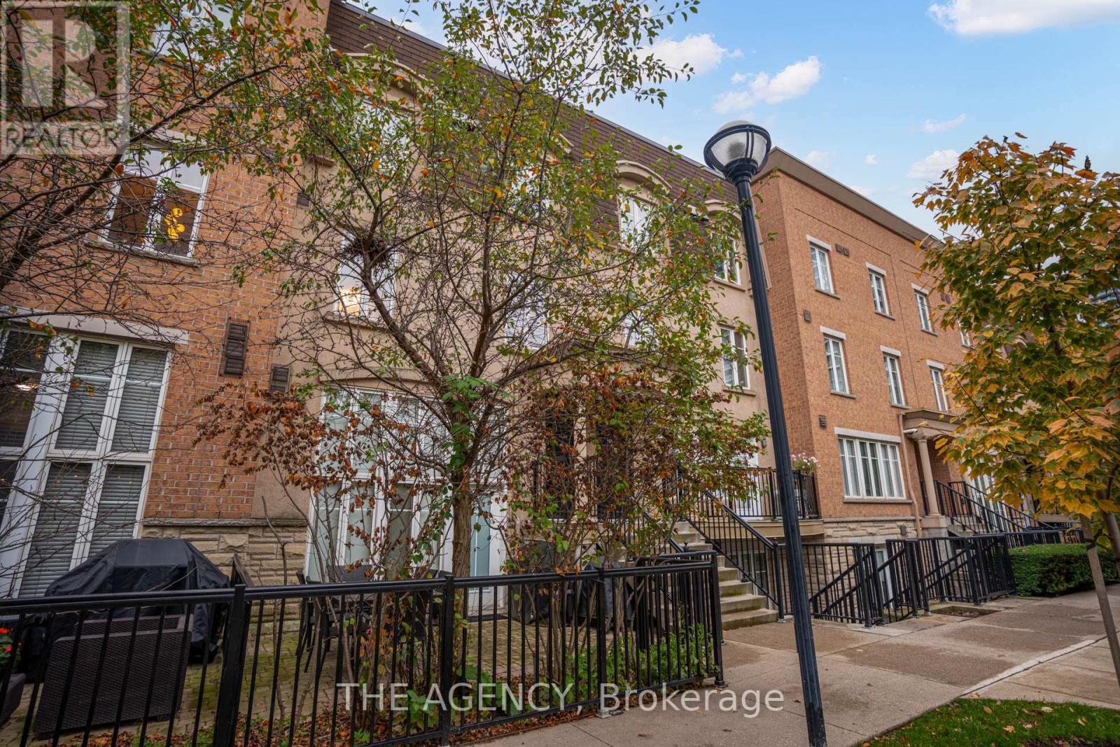 1039 - 54 East Liberty Street, Toronto, ON - Outdoor