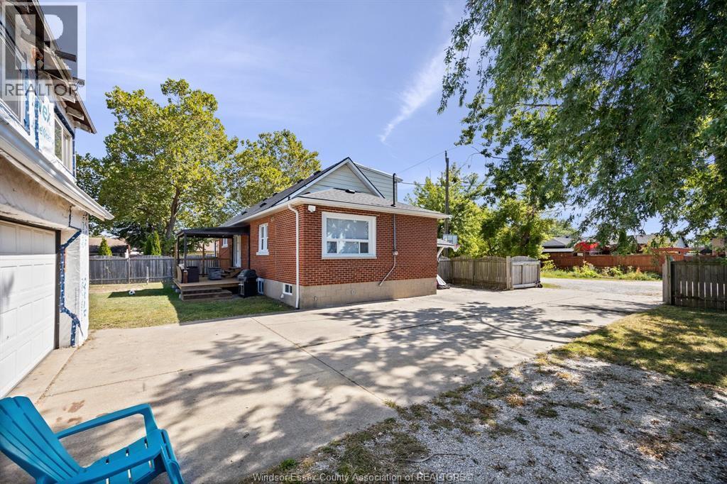 2699 Alexis, Windsor, ON - Outdoor