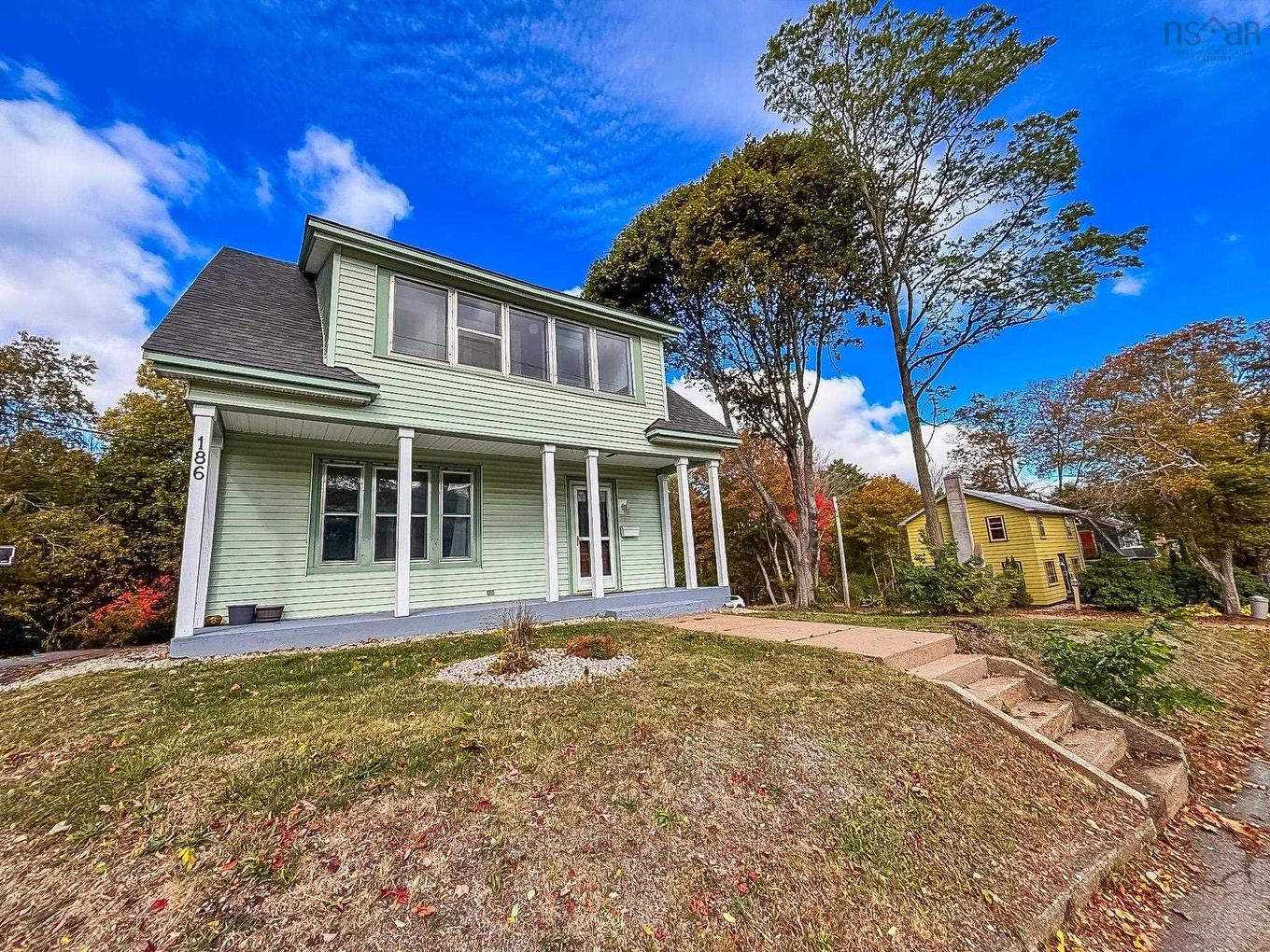 186 Dufferin Street, Bridgewater, NS