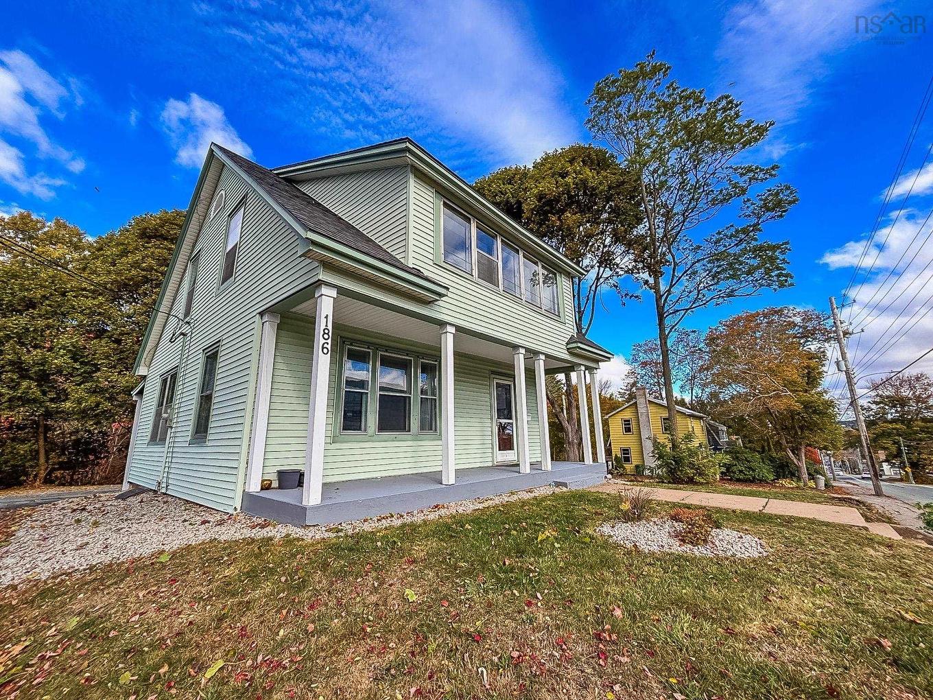 186 Dufferin Street, Bridgewater, NS