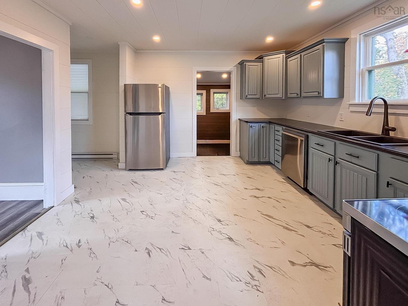 186 Dufferin Street, Bridgewater, NS