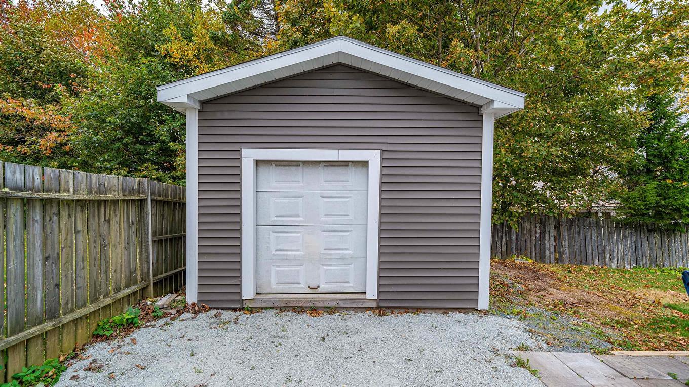 16 Donview Drive, Dartmouth, NS