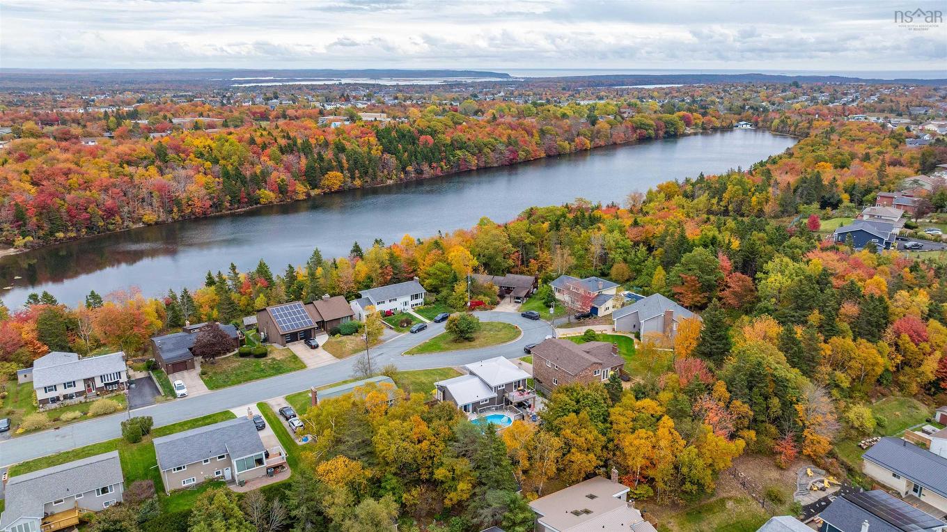 16 Donview Drive, Dartmouth, NS