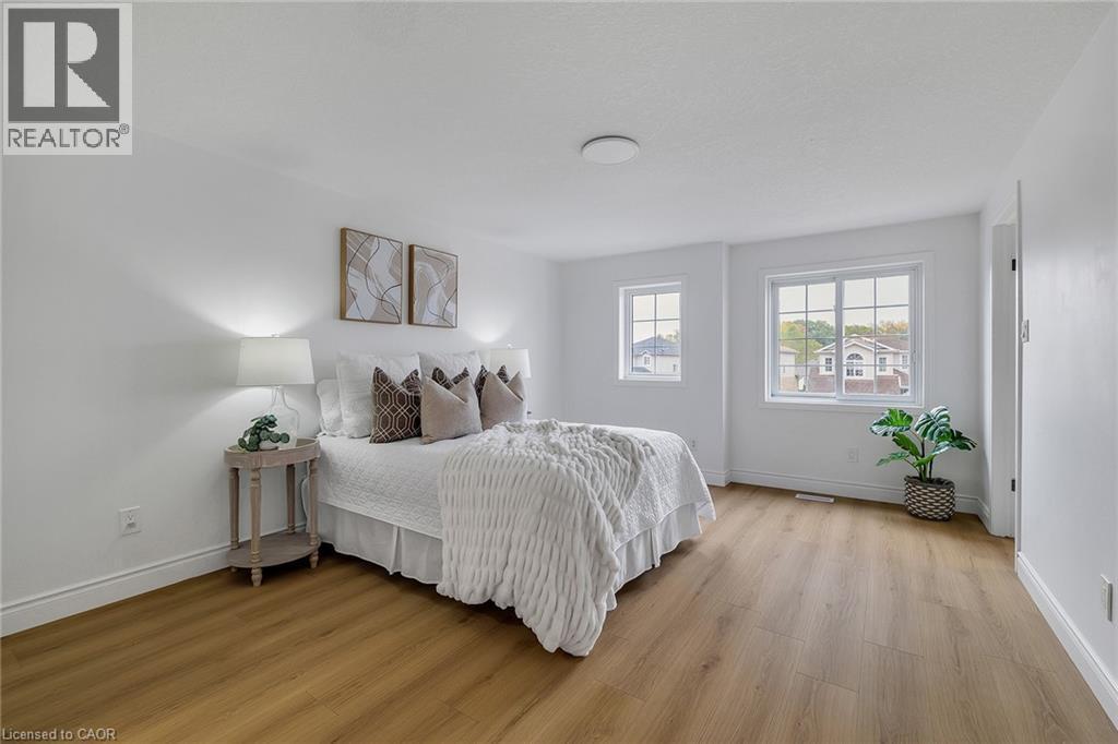 96 Marl Meadow Drive, Kitchener, ON - Indoor Photo Showing Bedroom