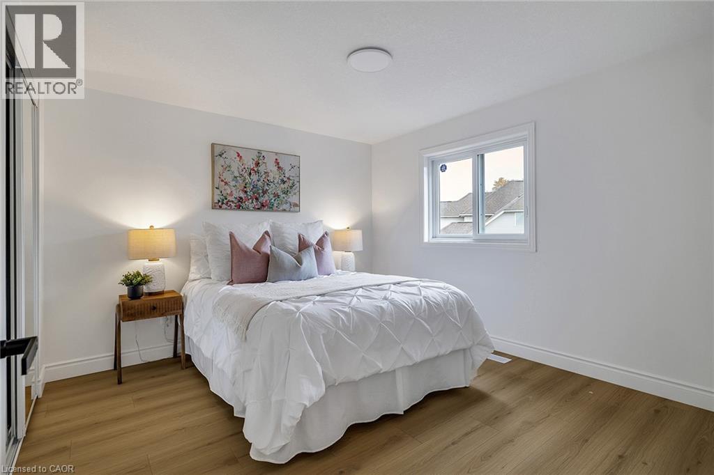 96 Marl Meadow Drive, Kitchener, ON - Indoor Photo Showing Bedroom