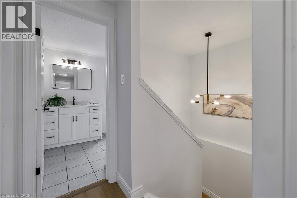 96 Marl Meadow Drive, Kitchener, ON - Indoor Photo Showing Other Room