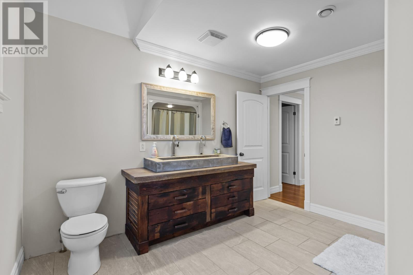 8 Harvey Place, Bay Bulls, NL - Indoor Photo Showing Bathroom
