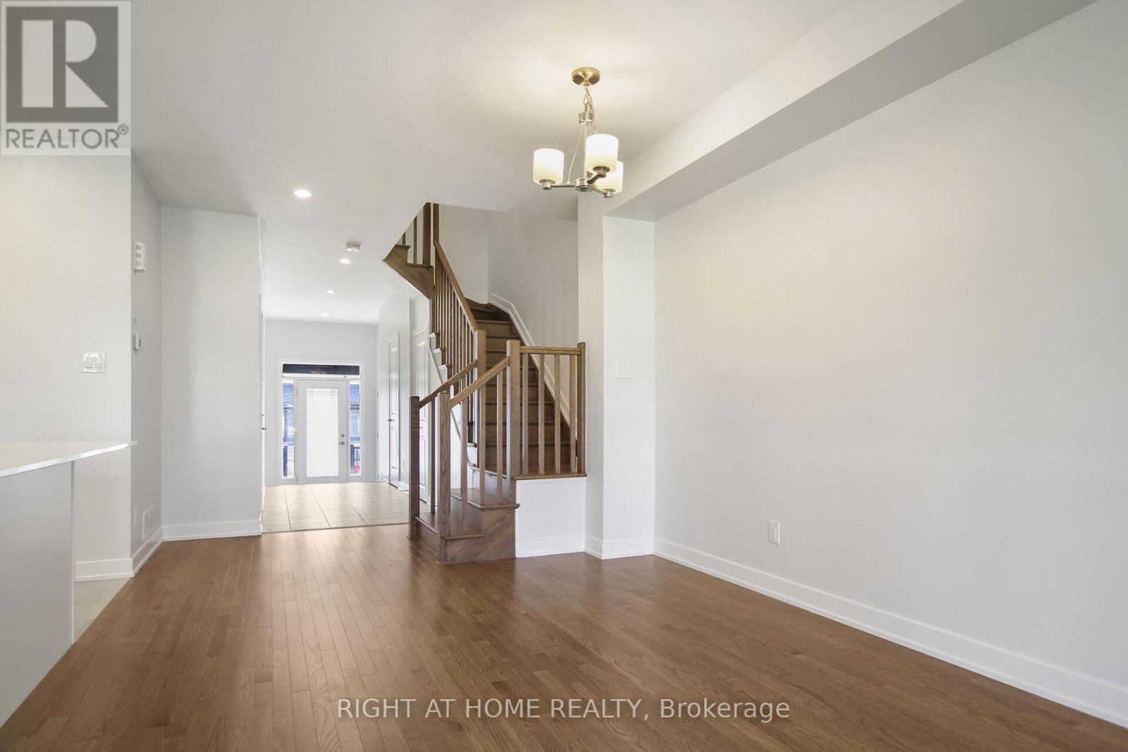 534 Corretto Place, Ottawa, ON - Indoor Photo Showing Other Room