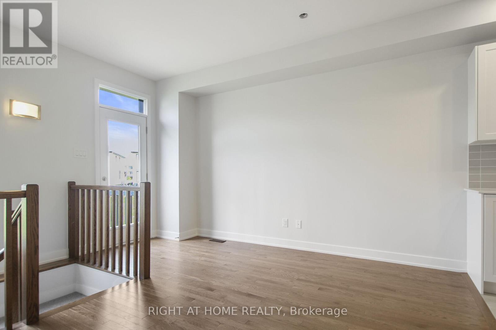 534 Corretto Place, Ottawa, ON - Indoor Photo Showing Other Room