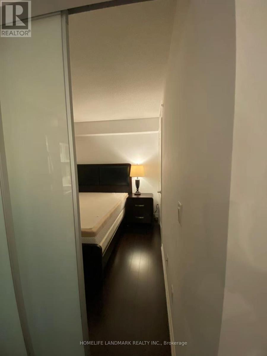 1708 - 386 Yonge Street, Toronto, ON - Indoor Photo Showing Bedroom