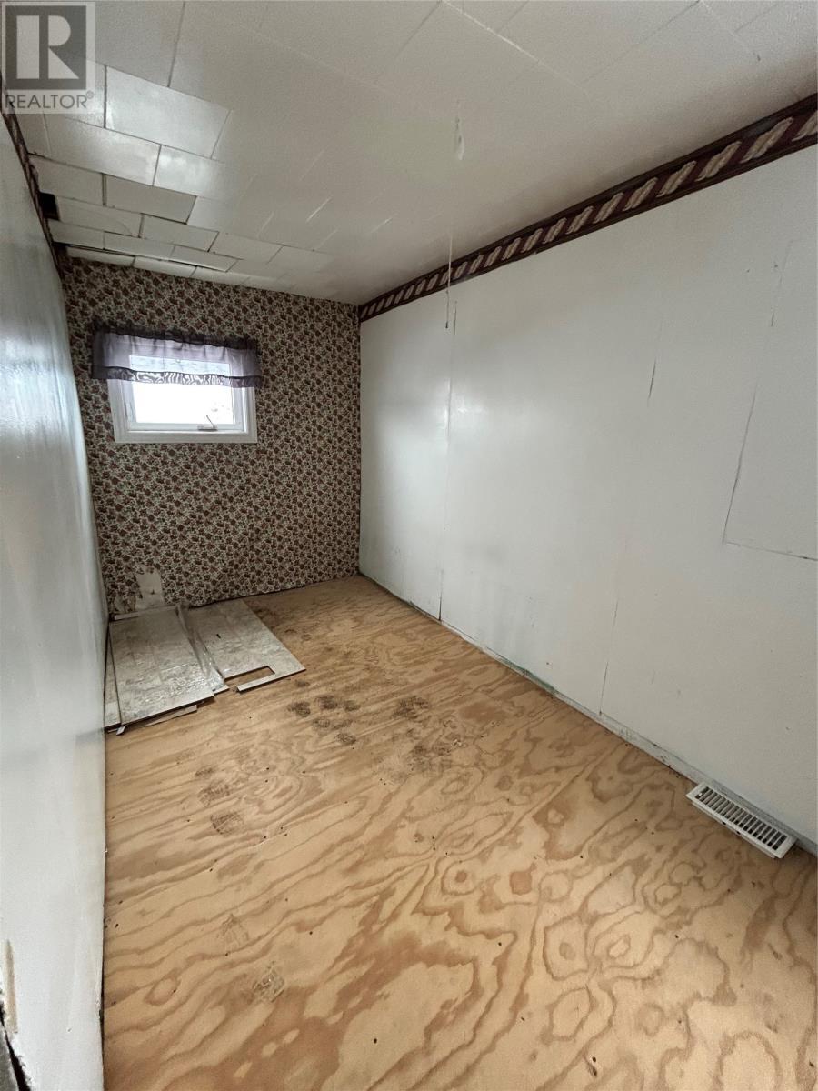 14 School Road, Rose Blanche, NL - Indoor Photo Showing Other Room