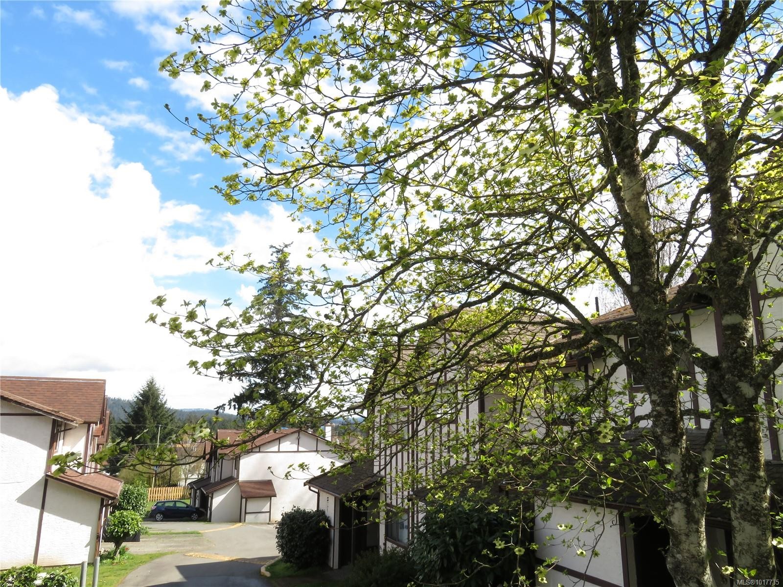 4-379 Wale Rd, Colwood, BC