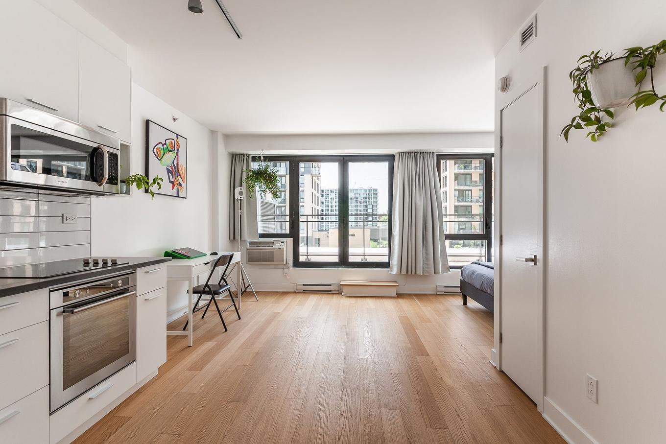 Overall view - 707-1000 Rue Ottawa, Montréal (Le Sud-Ouest), QC - Indoor Photo Showing Kitchen